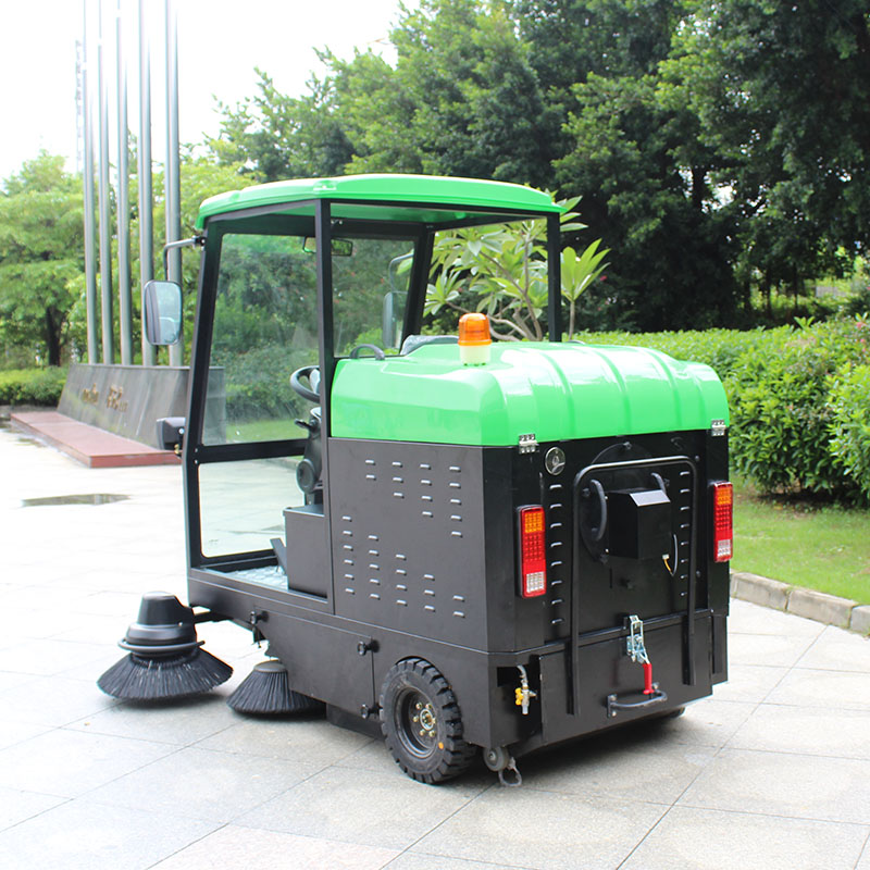 Industrial Electric Floor Sweeper