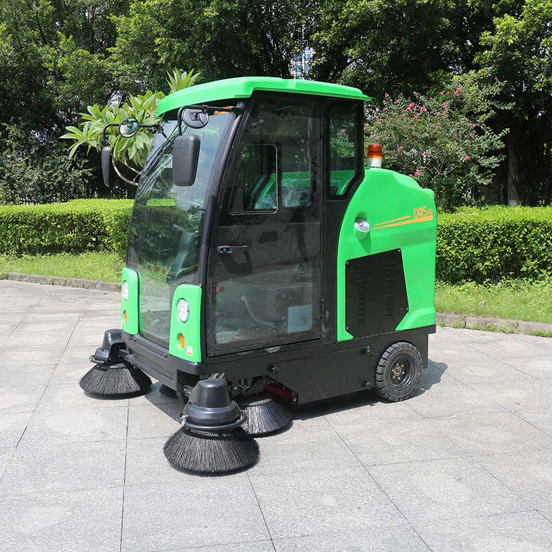 Industrial Electric Floor Sweeper