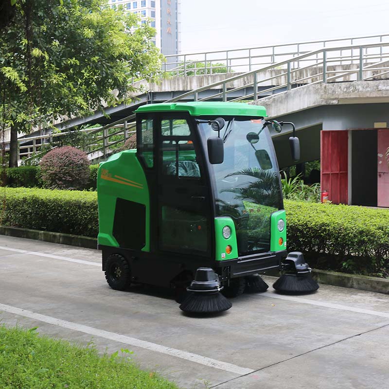 Industrial Electric Floor Sweeper