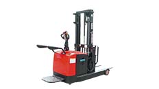 Electric Reach Stacker CQD16